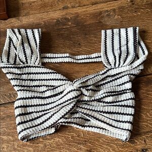 SHEIN Monochrome Striped Twist Crop Top